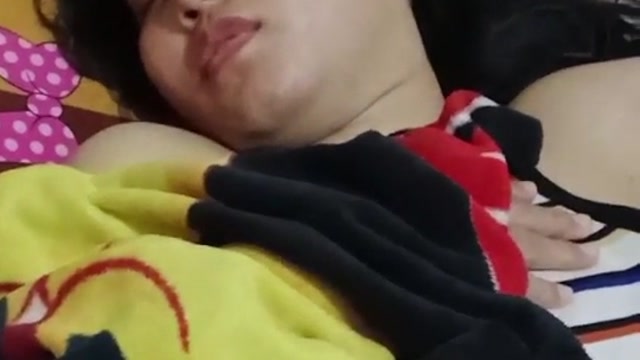 Ajakin istri yang tertidur